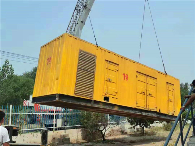 金山300KW柴油发电机组油耗是多少？